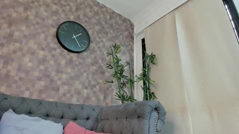 Juli  online show from 09-10-25, 11:54