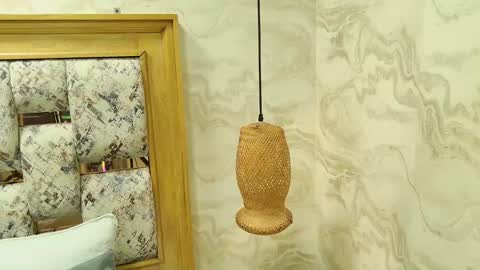 juliana_mendez25 online show from 10-05-25, 07:01