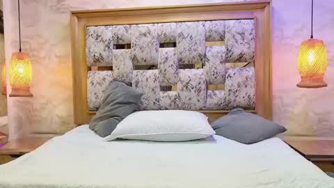 juliana_mendez25 online show from 10-12-25, 07:35