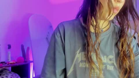 JulianaCarter online show from 09-10-25, 07:58