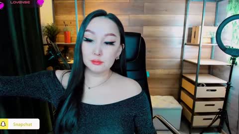 Julianna online show from 02-08-25, 11:44