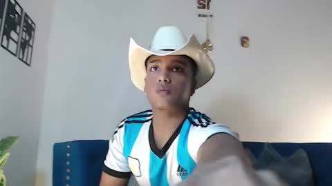 Juliann online show from 10-15-25, 03:23