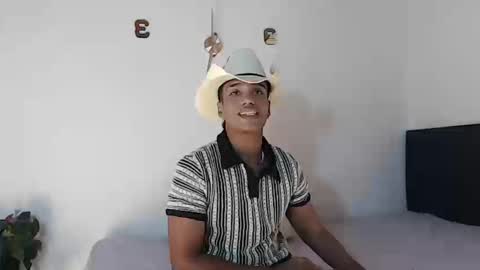 Juliann online show from 10-18-25, 03:24