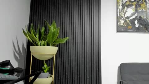 Julian online show from 02-19-26, 12:06