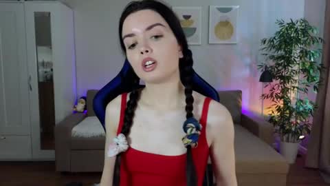 Julia online show from 05-09-26, 07:13