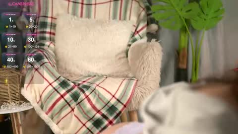 Julie online show from 02-25-26, 08:24