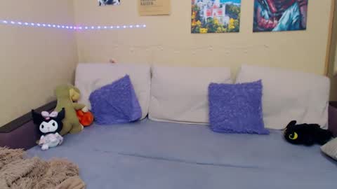 Jul online show from 02-11-25, 04:13