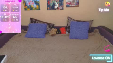 Snapshot of juliasane_ chatting on 05-25-26, 09:37 Jul online show from 05-25-26, 09:37