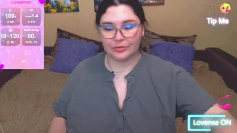 Snapshot of juliasane_ chatting on 05-30-26, 07:00 Jul online show from 05-30-26, 07:00