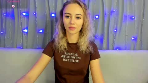 Yulya online show from 10-28-25, 03:10