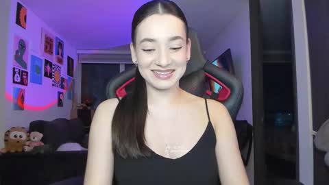 Jeimy Help me to reach 100 thumbs up online show from 03-19-26, 12:58