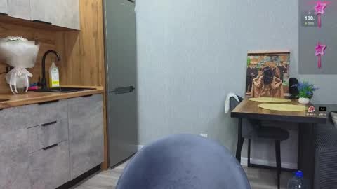 julidropp online show from 01-15-25, 09:30