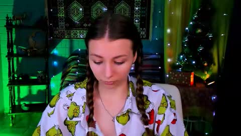 juliedaniel online show from 12-18-25, 04:18