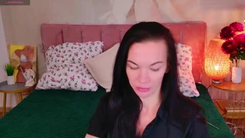 juliehill online show from 02-05-26, 07:35