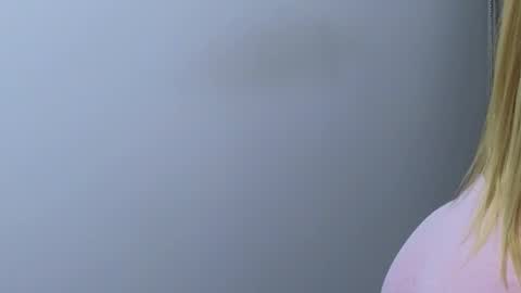 Snapshot of juliejuliette chatting on 02-18-25, 08:47 Julia online show from 02-18-25, 08:47