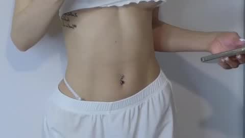 Snapshot of juliejuliette chatting on 10-10-25, 07:35 Julia online show from 10-10-25, 07:35