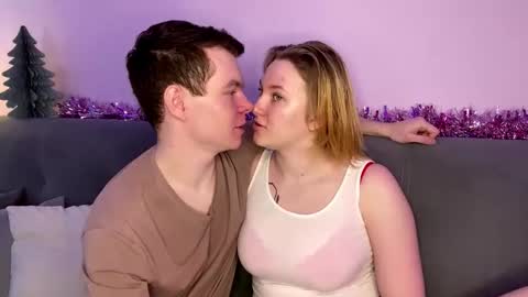 Julie and Thomas online show from 12-19-25, 08:10