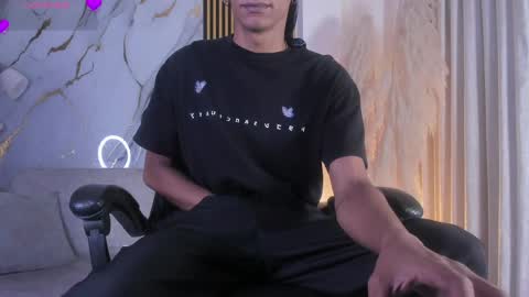 Julien online show from 03-24-26, 11:26