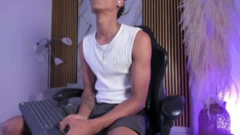 Julien online show from 04-02-26, 11:30