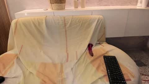 Juliet online show from 03-16-26, 05:44