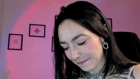 juliet_sourire online show from 12-18-24, 03:15
