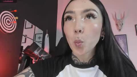 juliet_sourire online show from 11-10-25, 08:19