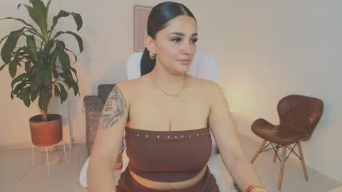 Snapshot of julieta92_ chatting on 03-03-26, 05:19 Julieta92 online show from 03-03-26, 05:19