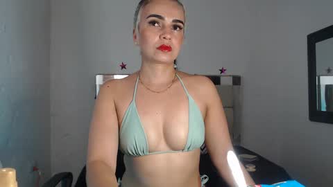 julieta__fox_ online show from 01-13-25, 03:56