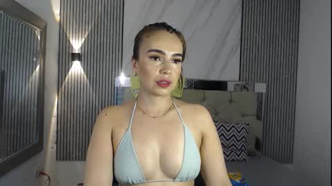 julieta__fox_ online show from 09-13-25, 02:22