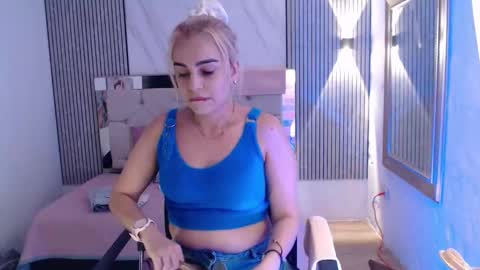 julieta__fox_ online show from 02-28-26, 03:07
