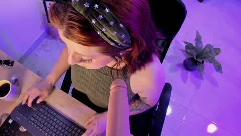 Snapshot of julieta_alves chatting on 04-09-26, 11:04 July online show from 04-09-26, 11:04