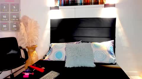 Julieta  online show from 11-09-25, 10:24