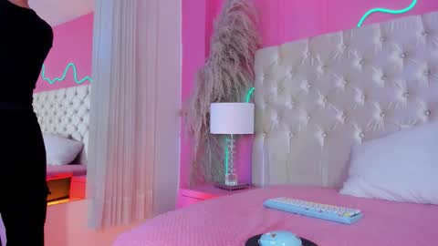 Julieta  online show from 03-31-26, 11:43