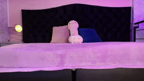 Julieta  online show from 04-07-26, 12:05