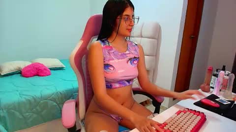 julieta_rose19 online show from 11-14-25, 01:37