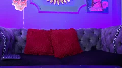  Julieta  online show from 02-18-25, 09:31