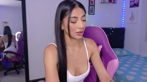 Julieta online show from 03-24-26, 01:16