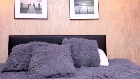 andara velez online show from 03-07-25, 04:22