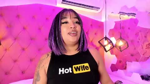 Julieta online show from 07-15-26, 12:05