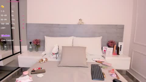 Juliana online show from 12-26-24, 11:03