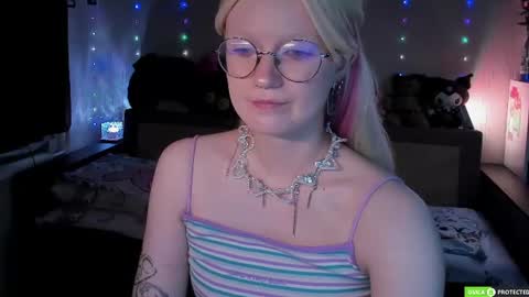 Juli online show from 07-25-26, 06:22