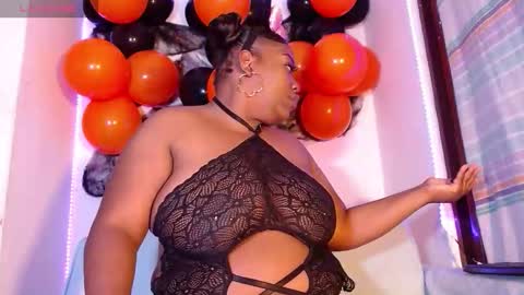 Snapshot of julieth_brown1 chatting on 10-29-25, 10:22 Julieth Brown online show from 10-29-25, 10:22