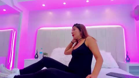 Julieth var online show from 09-11-25, 12:05