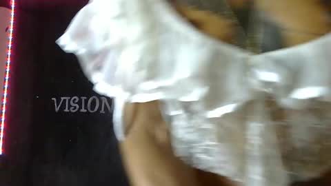 Snapshot of julieth_wolf chatting on 01-30-25, 12:18 Julieth Wolf online show from 01-30-25, 12:18