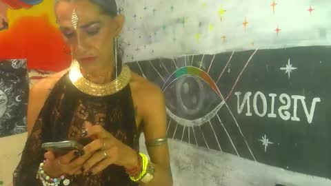 Julieth Wolf online show from 10-12-25, 06:01