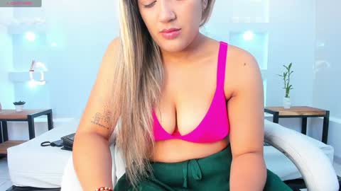 Julietha online show from 01-13-25, 03:45