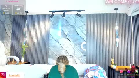 Julietha online show from 11-22-25, 02:43