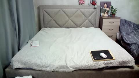 Julietkitty online show from 01-20-25, 07:58