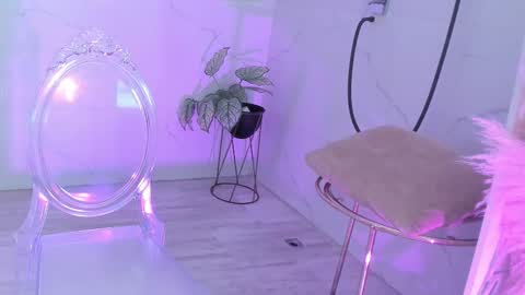 Julieta online show from 02-12-26, 12:00