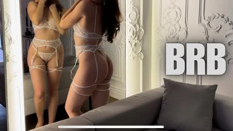 Julie online show from 12-11-24, 03:58